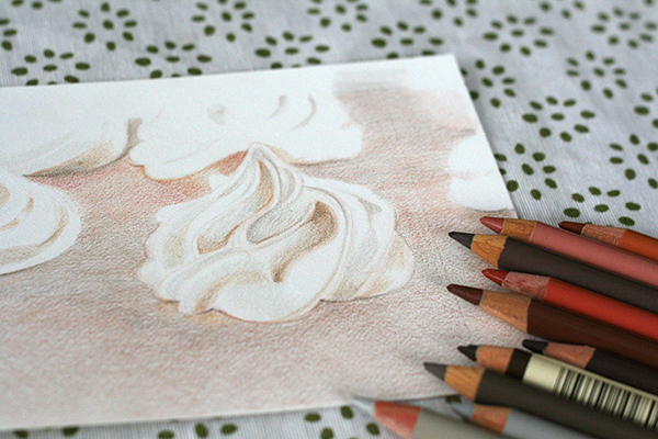 Meringues faites au crayon polychromos de faber castell